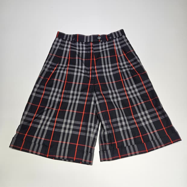 버버리 숏 팬츠[25~26]