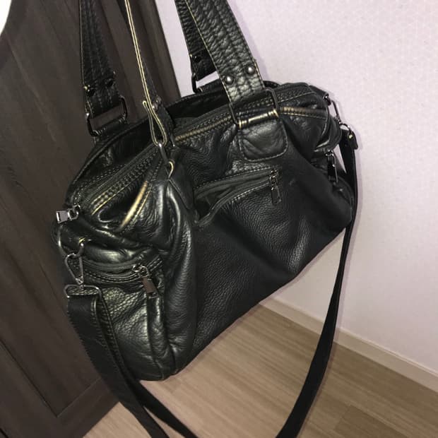 블랙 페이크레더 백