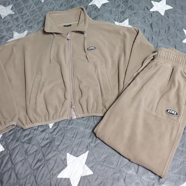 젝시믹스 XXMX 플리스 크롭집업 조거팬츠 셋업 (S)