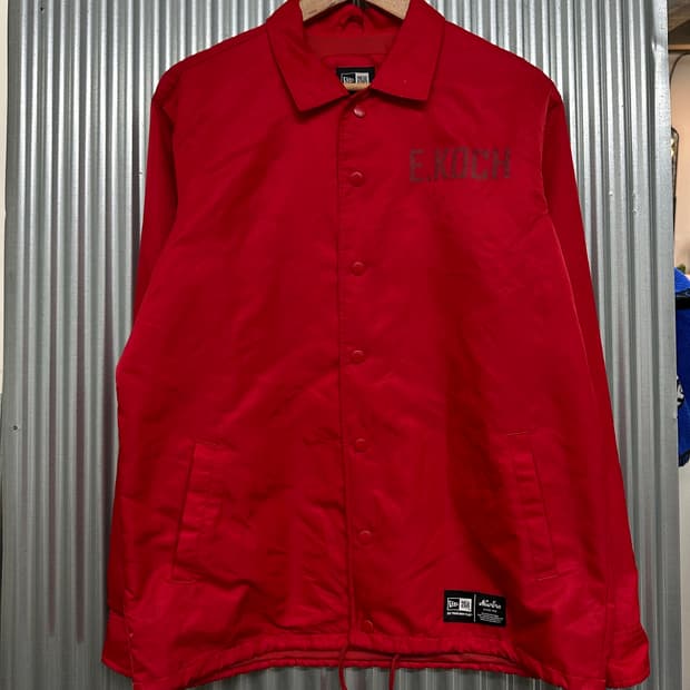 [LARGE] 뉴에라 (NEW ERA) 레드 코치 자켓
