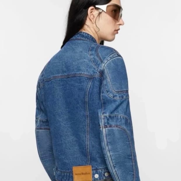 (48) 아크네 23FW 패디드 크롭 데님 바이커