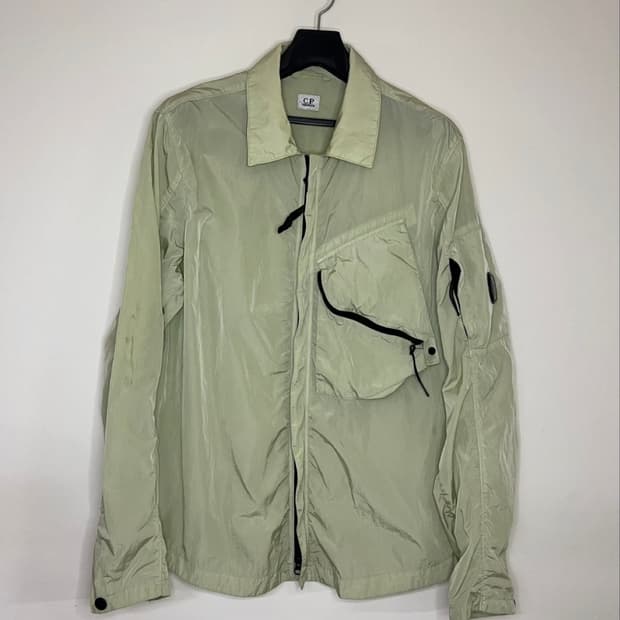 cp컴퍼니 나일론 셔츠 자켓