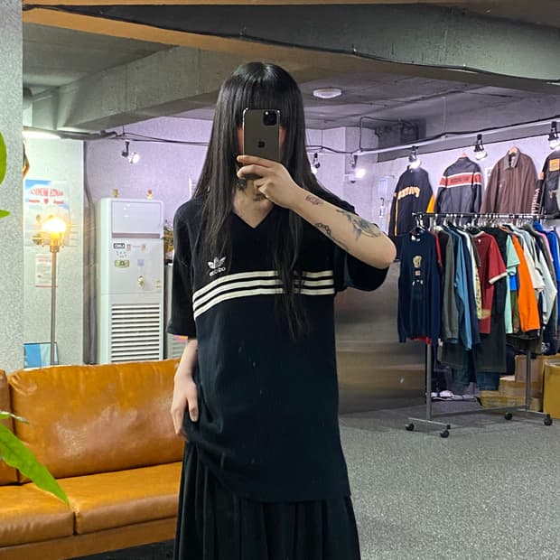 아디다스 스트라이프 디테일 올드스쿨 카라넥 반팔 B4866