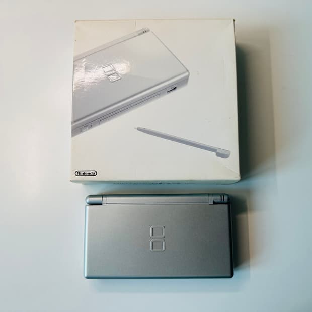 닌텐도 DS Lite DSL 메탈릭 실버 일판 박스셋 판매 (게임보이)