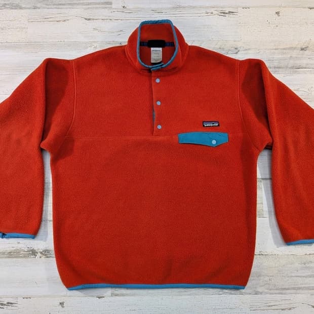 파타고니아 신칠라 스냅-T 버니시드 레드