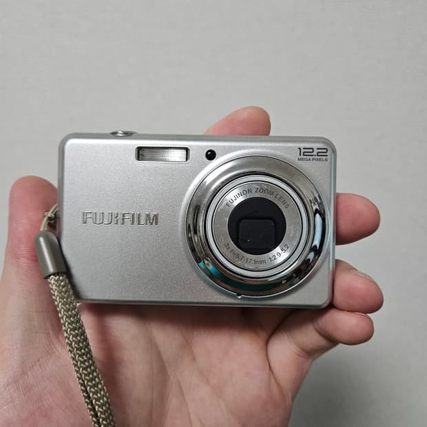 (르세라핌 김채원 디카) 후지필름 FINEPIX J30 디카 파인픽스