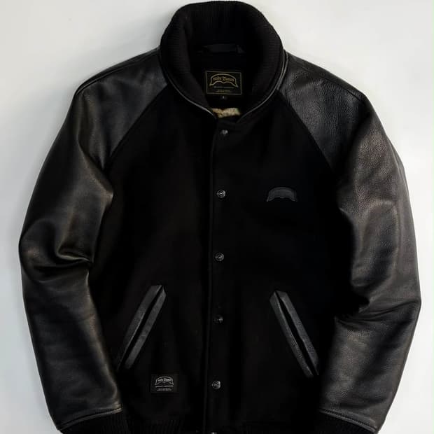 [L] 누드본즈 가죽 바시티 자켓