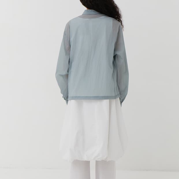 아모멘토 SHEER ZIP-UP SHIRTS(BLUE GREY)