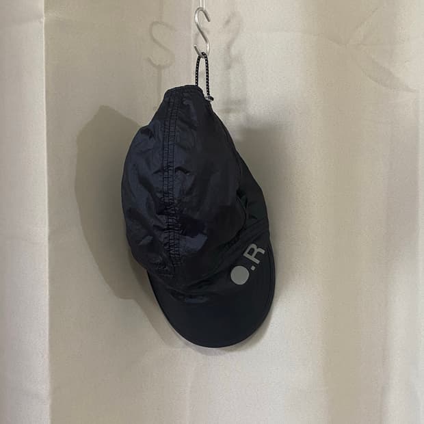 옵티미스틱 러너 나일론 캡