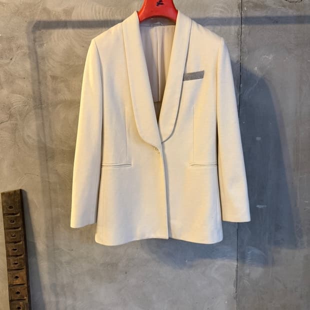 브루넬로 쿠치넬리 숄칼라 자켓 여성66