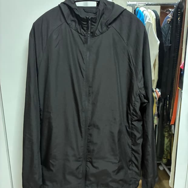 [새상품] 스파오 바람막이 L/100