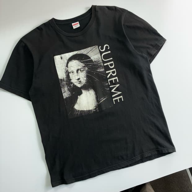 Supreme  슈프림 모나리자 그래픽 반팔 티셔츠 