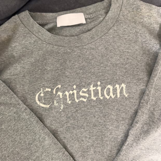 알렉산더 디제노바 christian 롱슬리브