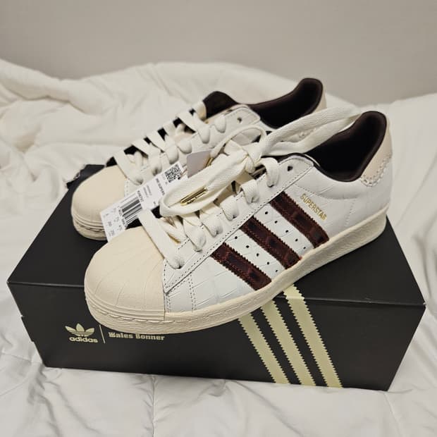 아디다스 웨일스보너 슈퍼스타 260