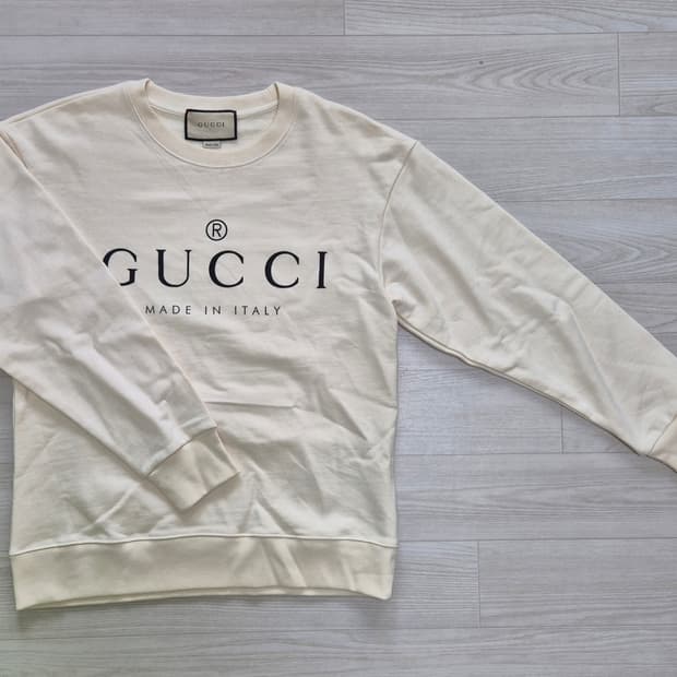 (정품) 구찌 아이보리 로고 맨투맨 XS