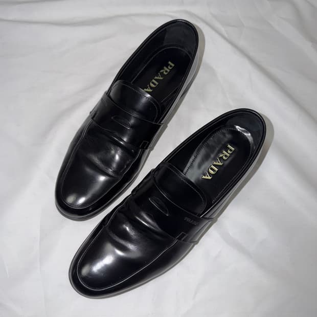 프라다 레더 페니 로퍼