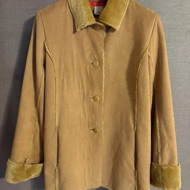 WO HOP 베이지 스웨이드 양털 무스탕 자켓