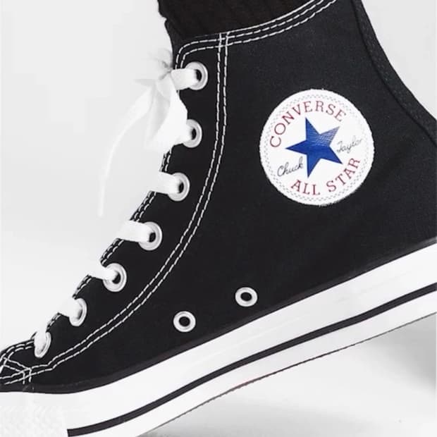 converse)하이 블랙 220사이즈(새상품)