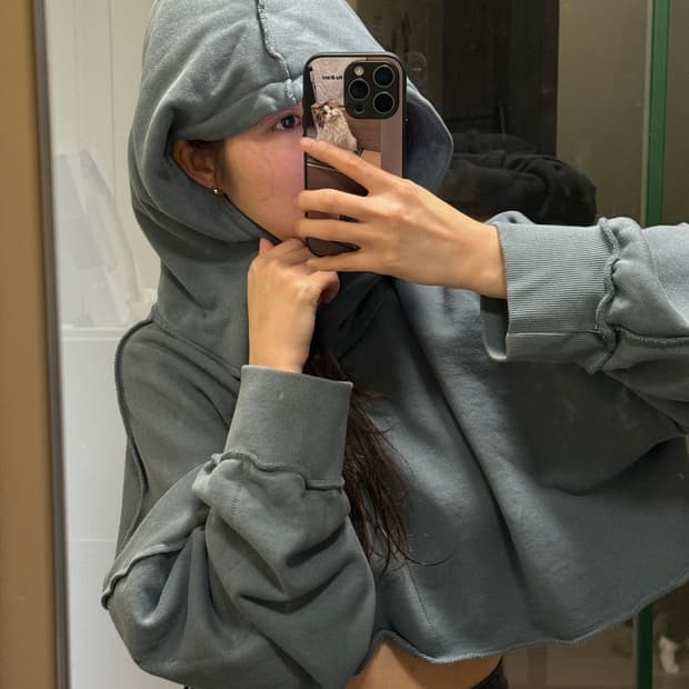 빈티지 딥블루 크롭 후디 얕은기모(마지막 두장 실컬러와 유사)