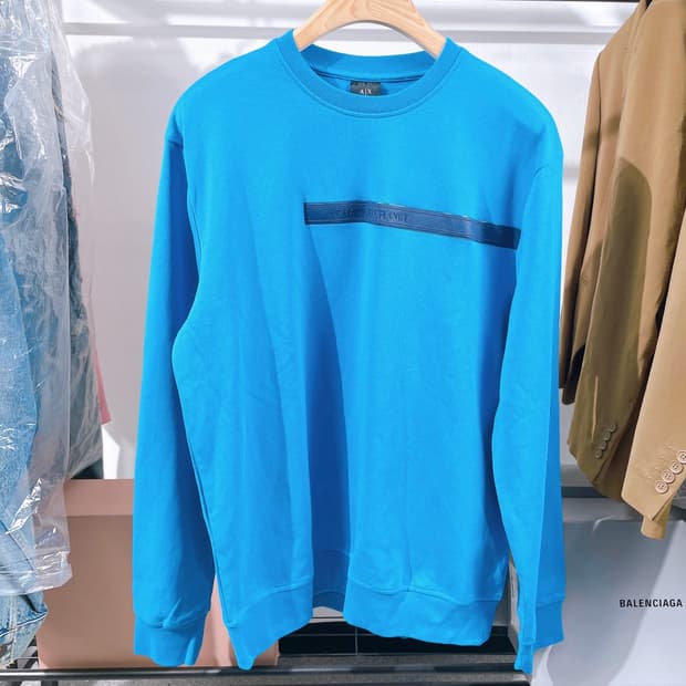 (정품/새상품) 알마니 익스체인지 남성 블루 테이프 로고 맨투맨