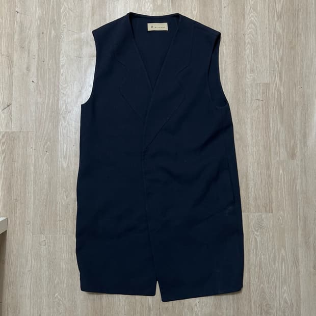 잇미샤 여성 미니멀 노카라 베스트 원피스 82-88-160 