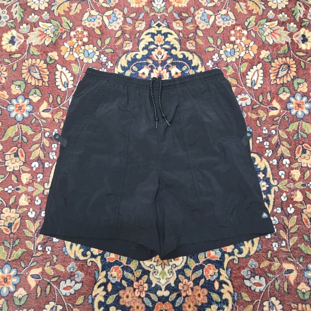 나이키 ACG 00년대 빈티지 자수 로고 스윔 쇼츠 (M)