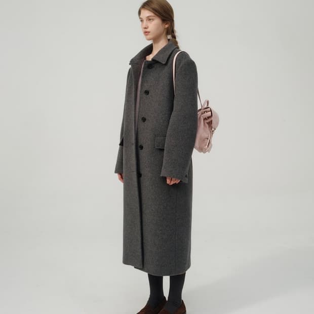The barnnet Aalto mac coat