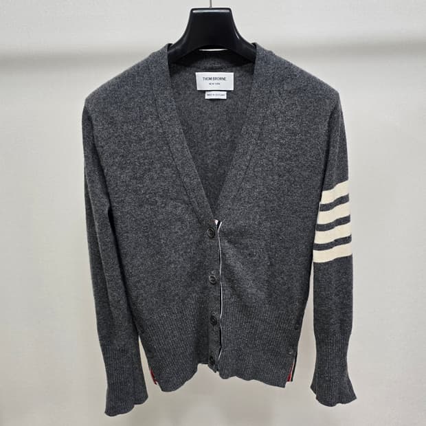 톰브라운 사선 완장 캐시미어 여성 가디건 44사이즈 판매