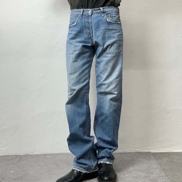 Levi’s 2000s 501 Original Fit Indigo Den