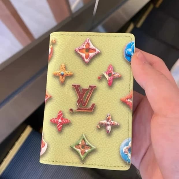 (새상품/26년한정판) 루이비통 오거나이저 피스타치오