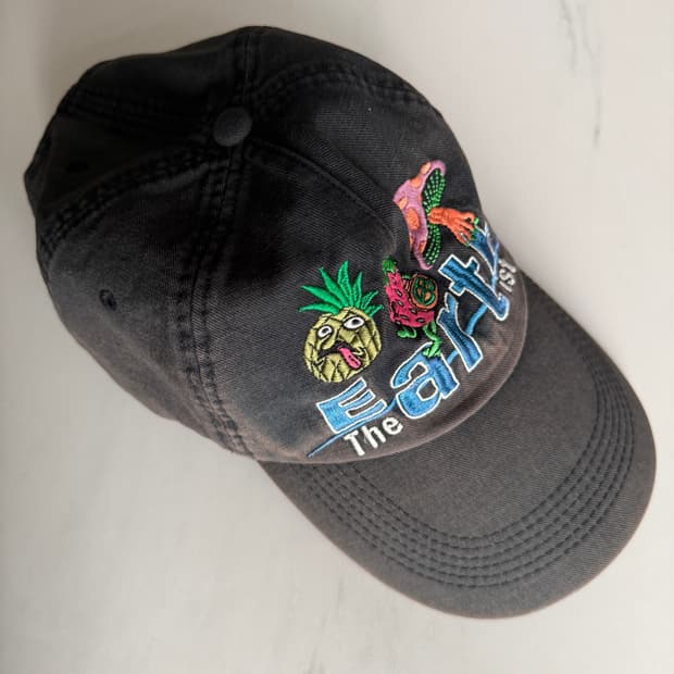 MPQ Earth artist cap 