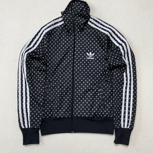 아디다스 파이어버드 립 입술 여성용 백로고 크롭 블랙 화이트 검흰 져지