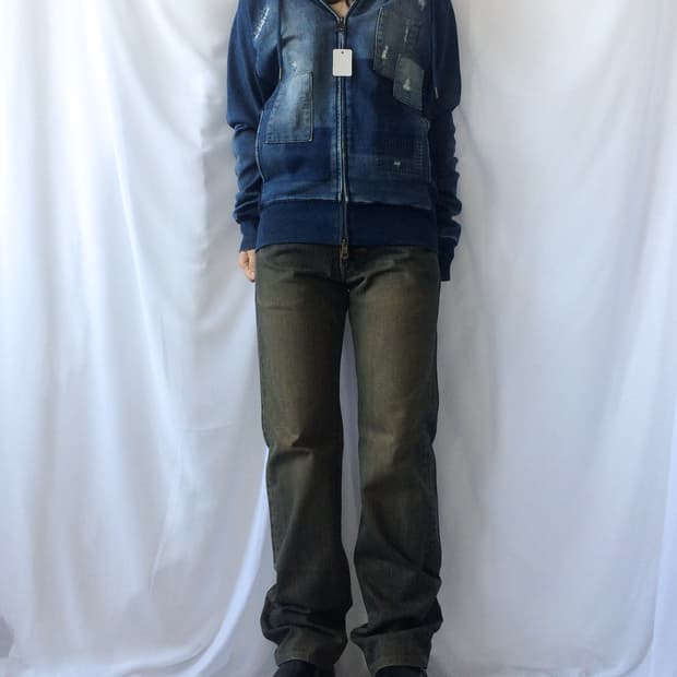 Patch damage point hood zip up