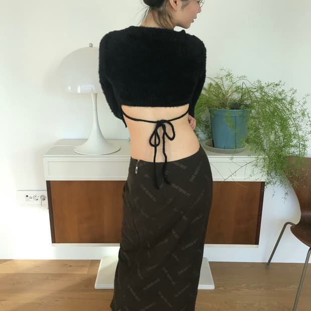 vintage black crop knit