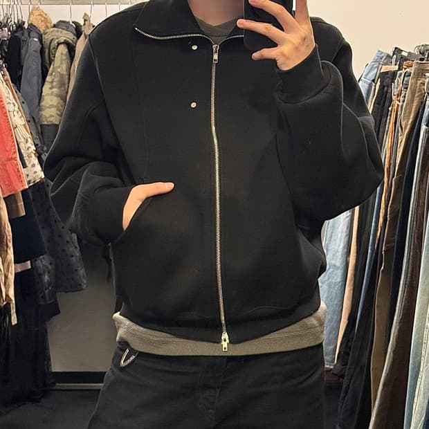 AONE 하이넥 리벳 포인트 블랙 집업 자켓 투웨이 져지 저지 트랙탑