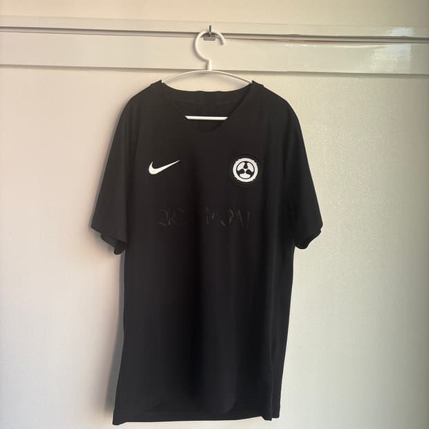 나이키 아크로님 반팔 L