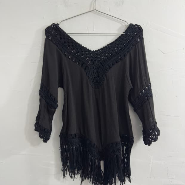 net fringe detail top