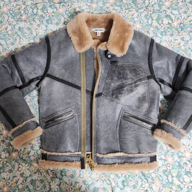 스펙테이터 - 23fw 무스탕 별주 S