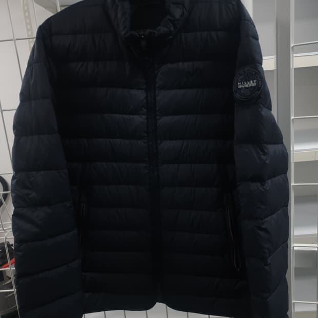 밀레 정품 오리털 경량패딩 105사이즈