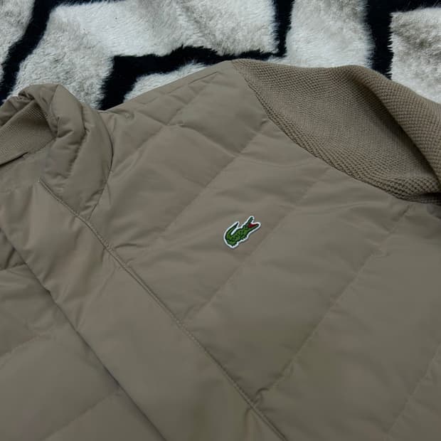 [M]라코스테 하이브리드 다운 니트 블루종/베이지