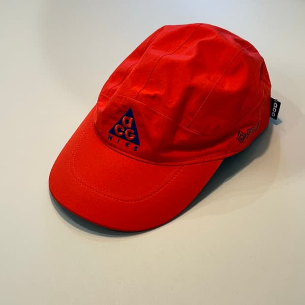나이키 acg 테일윈드 캡