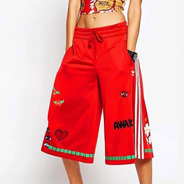 아디다스 오리지널스 x 퍼렐 윌리엄스