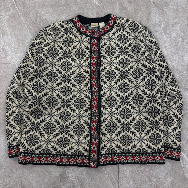 L.L Bean women Nordic Cardigan 