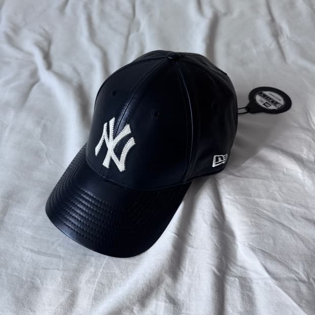 MLB / 9포티 뉴욕 양키즈 레더 볼캡 블랙 / OS