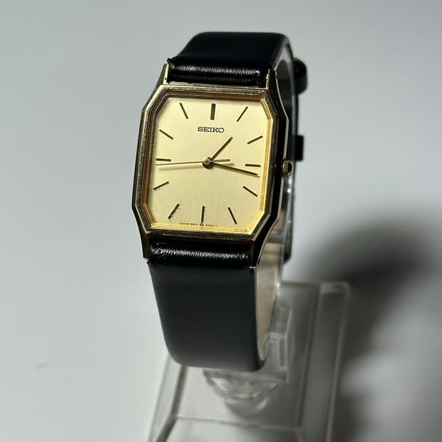 SEIKO square gold