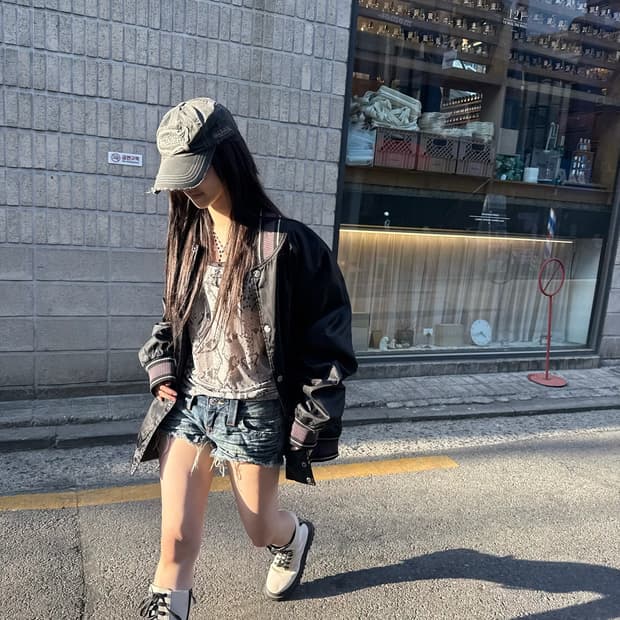 로카웨어 오버핏 바시티 자켓