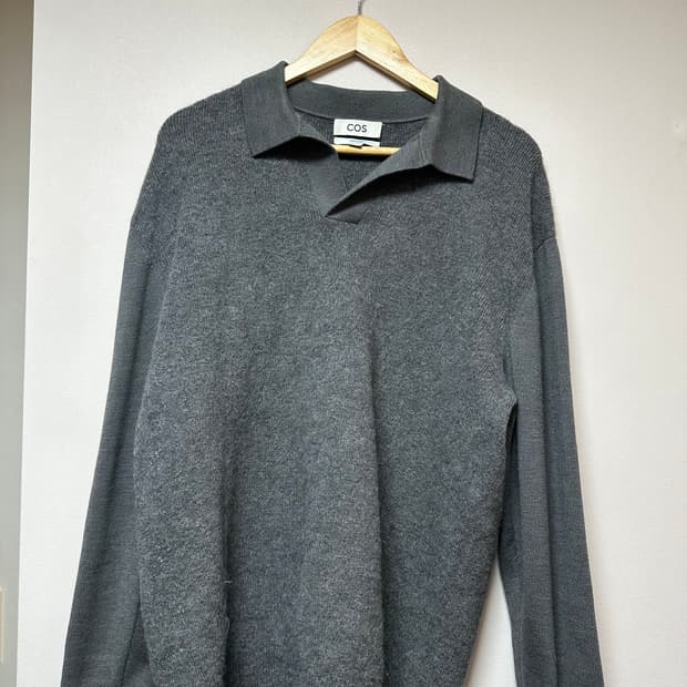 코스 카라 니트