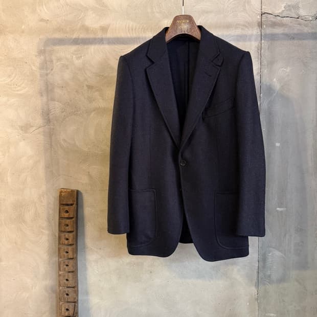 톰포드 테일러드 자켓 100