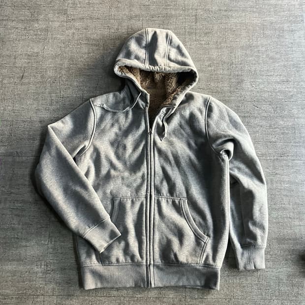 Uniqlo 유니클로 올드스쿨아메카지 보라털 울프 후드집업