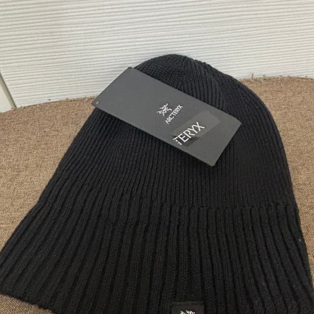 아크테릭스 말로우 토크 블랙